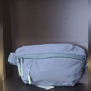 FWD on The Go Hip Pack